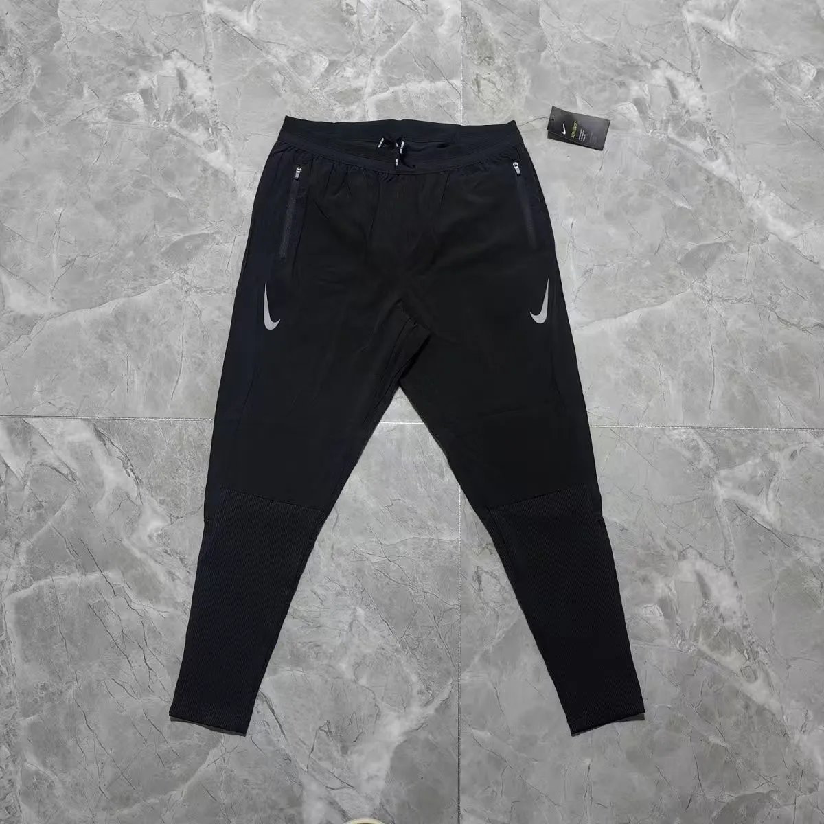 黑色双白钩螺纹运动裤