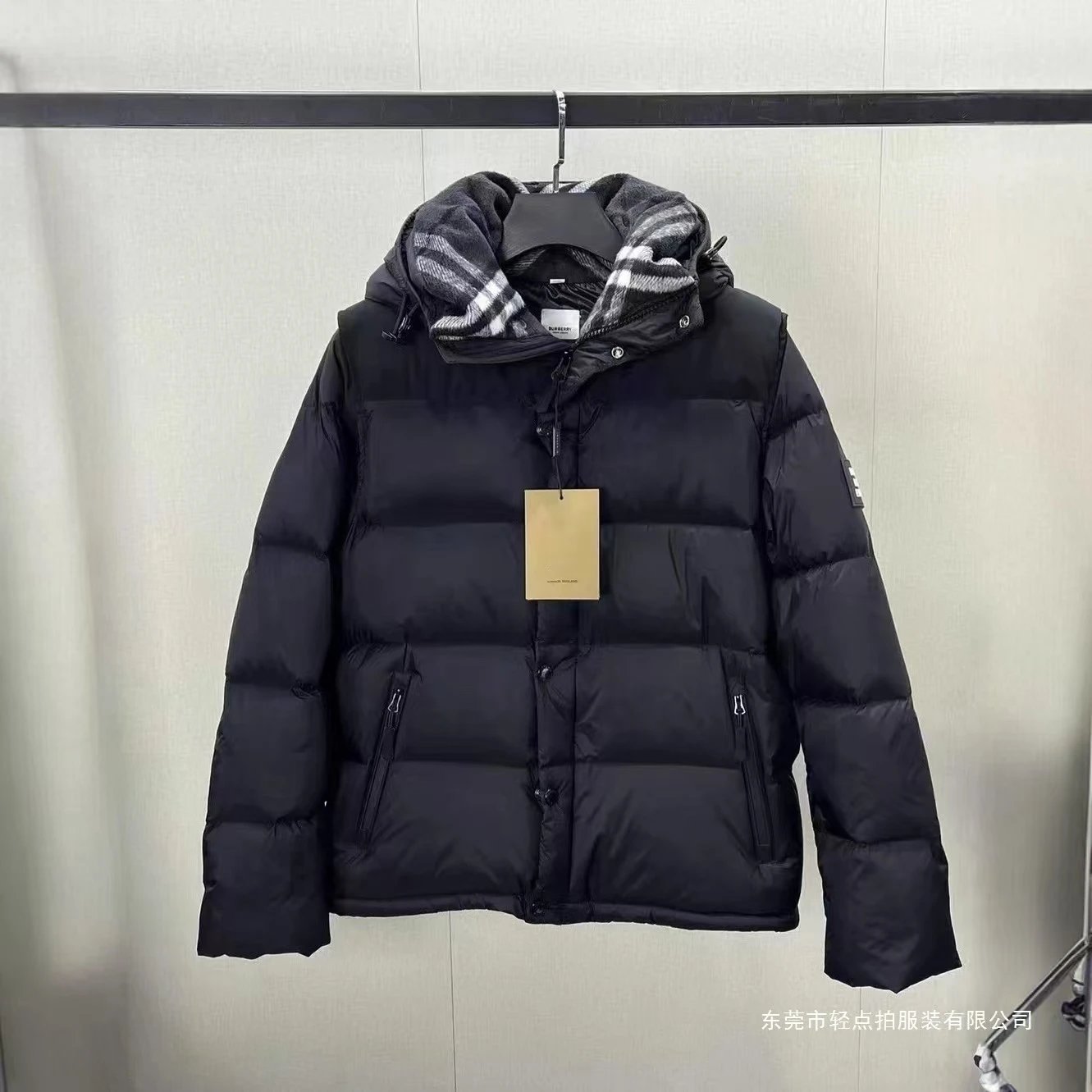 黑色 可脱卸（白鸭绒含量60%）