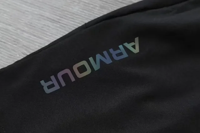 Nike T-Shirts Dri-FIT reflective running T-shirt product detail image 8