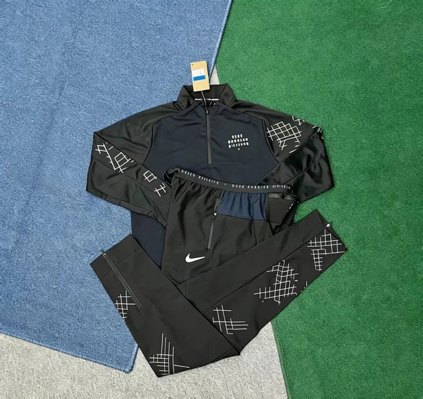 Under Armour HeatGear Long Sleeve Base Layer Black - 3