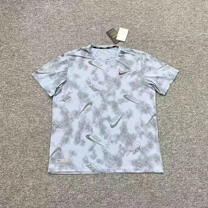Nike冰丝灰色上衣