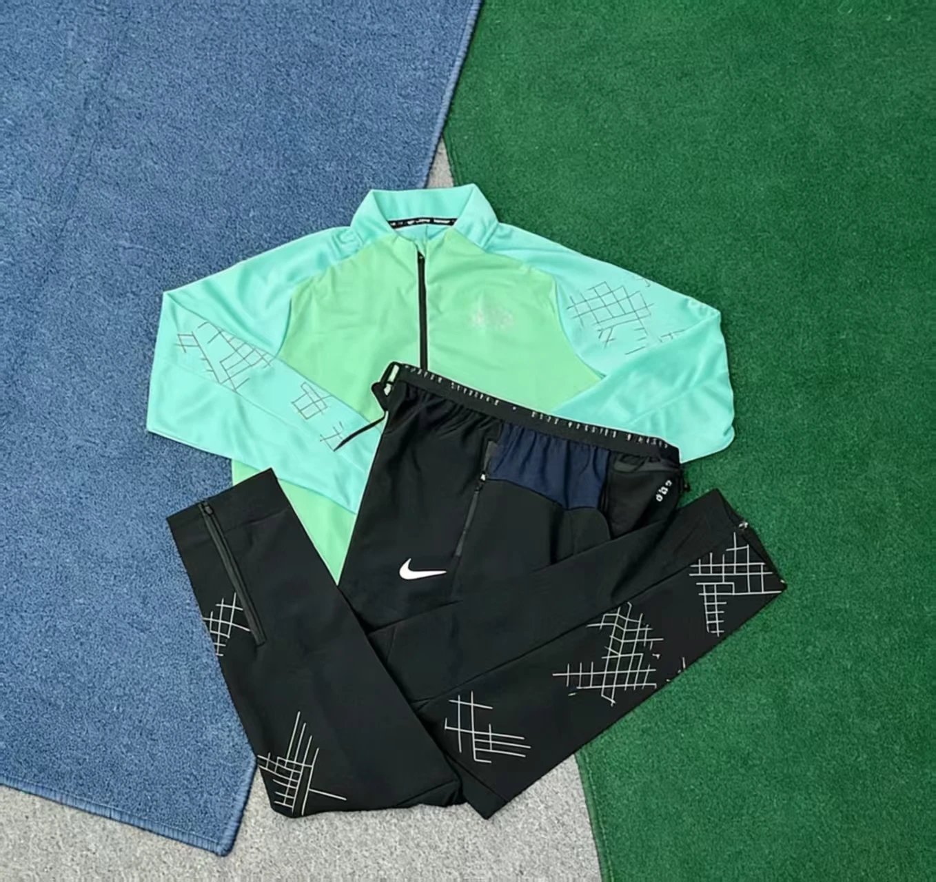 Under Armour HeatGear Long Sleeve Base Layer Black - 4