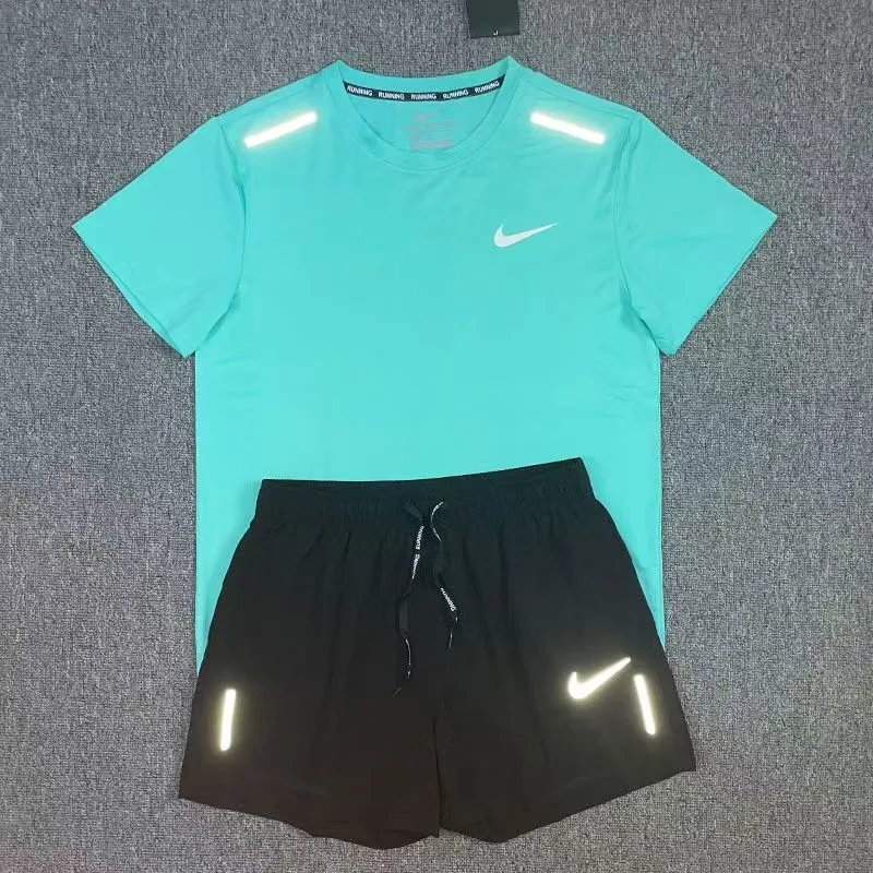 Nike套装 7