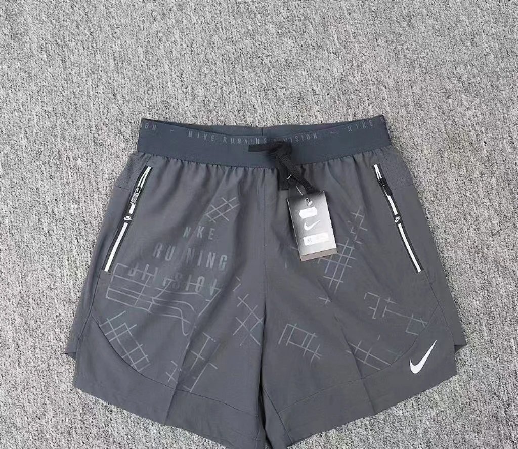 Under Armour HeatGear Long Sleeve Base Layer Black - 16