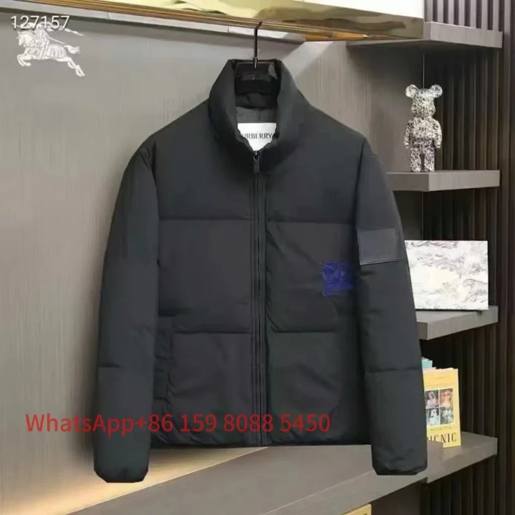 A款羽绒服--黑色