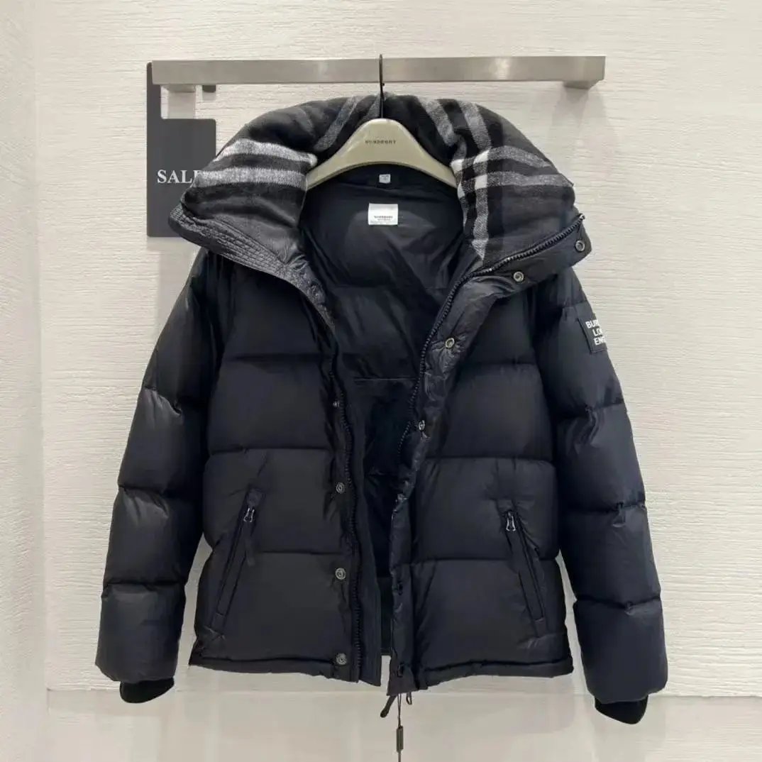 Burberry Black Detachable (90% White Duck Down)