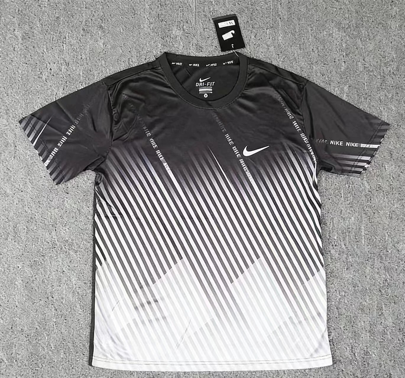 Under Armour HeatGear Long Sleeve Base Layer Black - 9