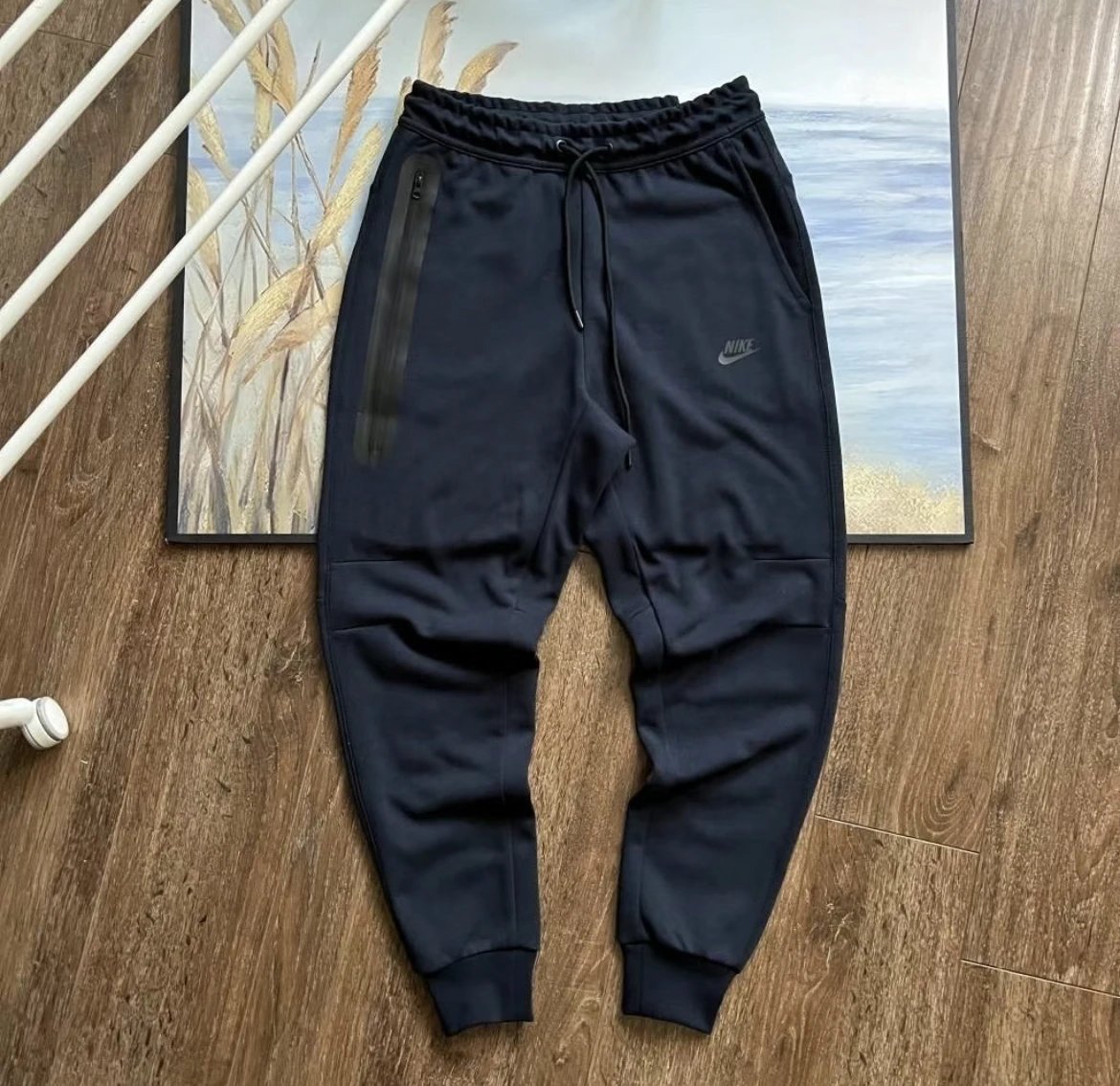 Black - pants on one side