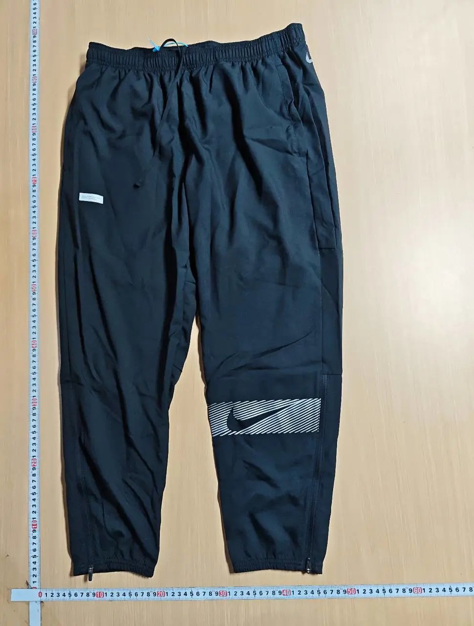 HOT (8 days in advance) black pants 01
