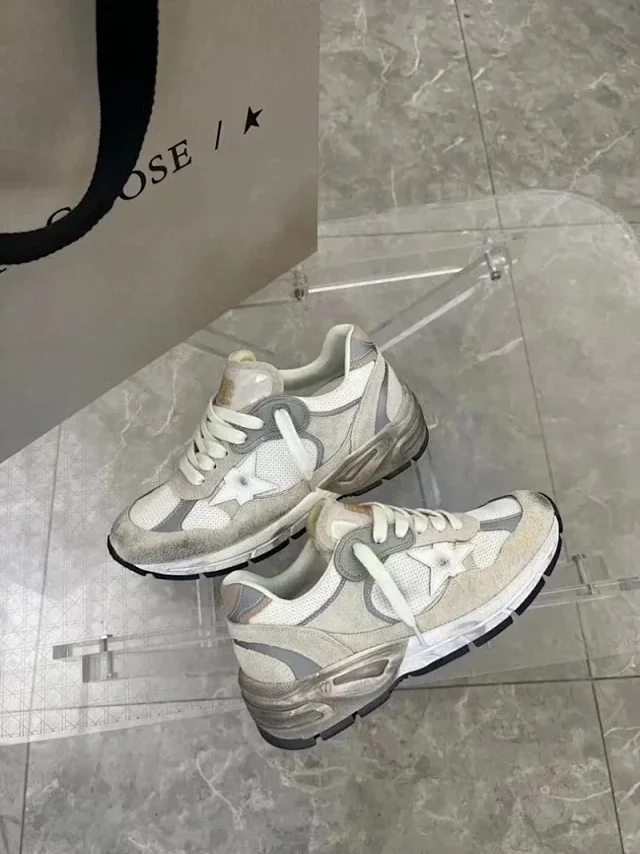 Golden Goose Sneakers Dad-Star product detail image 2