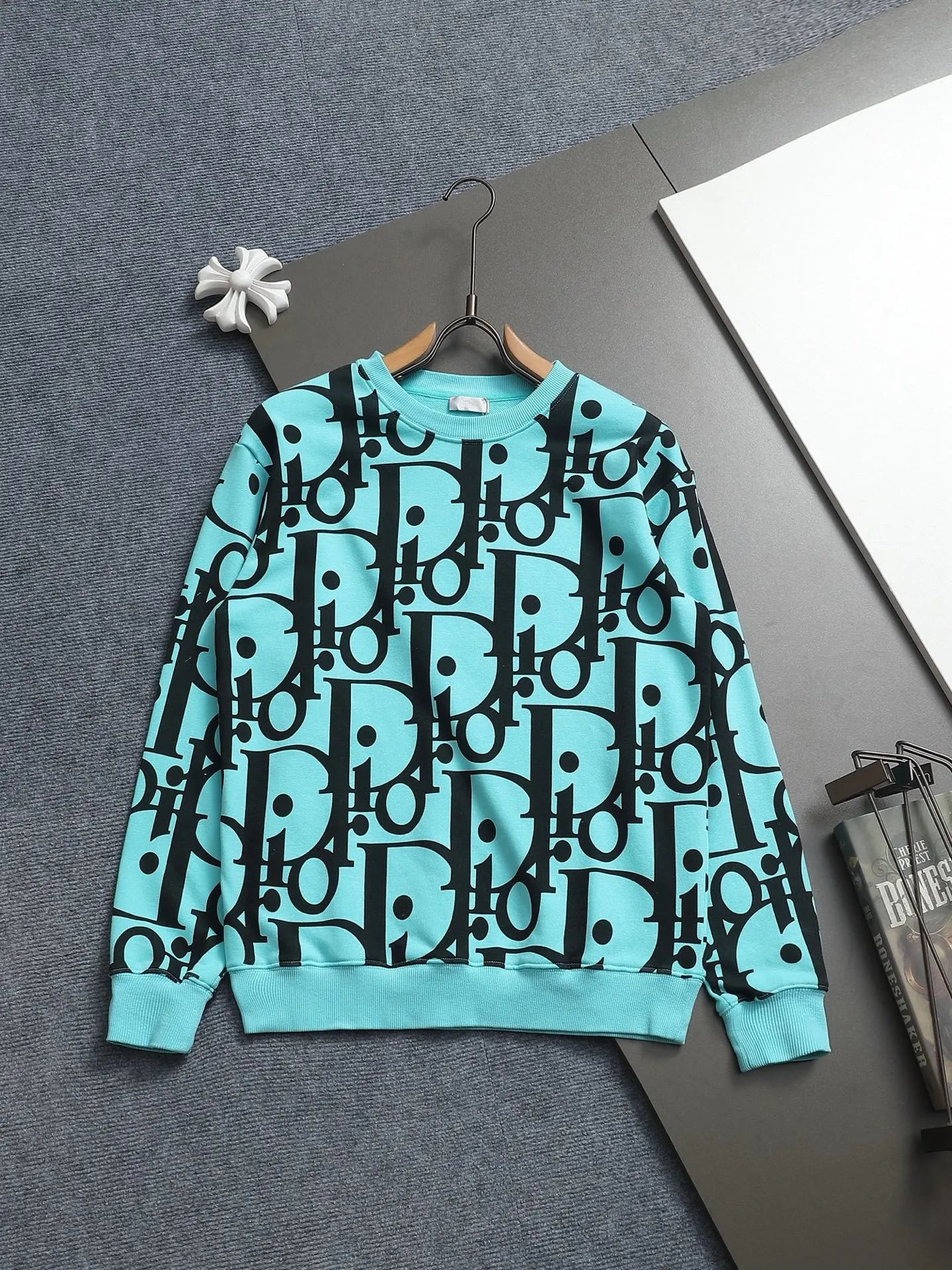 Fendi Chain Logo Print Light Blue Hoodie - 10