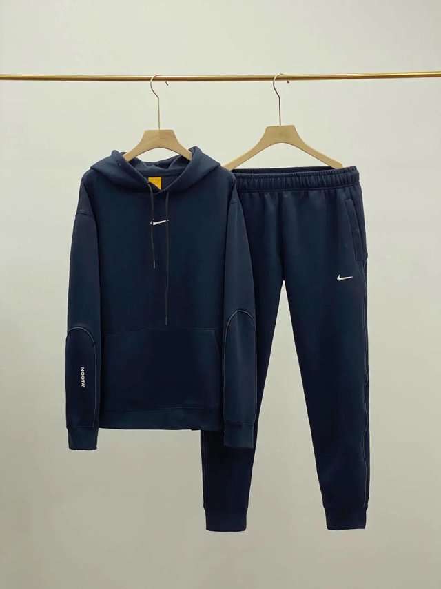 Nike Tech Fleece Suit: seller detail photo 3