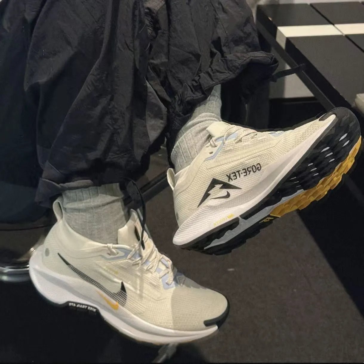 Nike Gt Run White Black Runnin