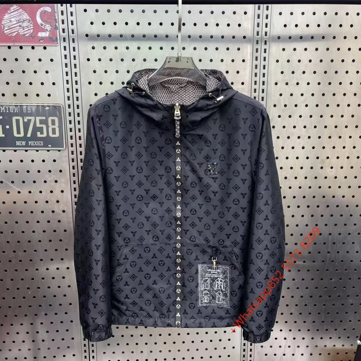 Unbranded Jackets Assorted hooded zip-front jacket designs — LV26