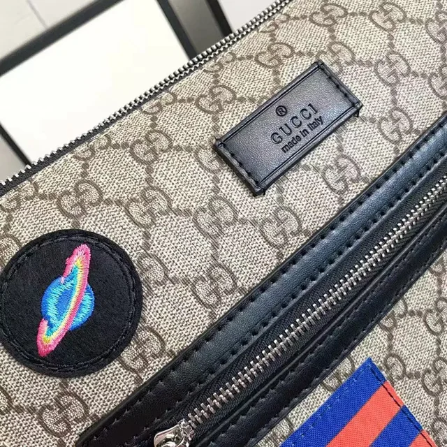 Gucci Crossbody Bags Messenger Bag product detail image 1
