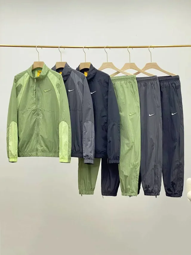 Nike Jackets Color-block zip-up track jacket product detail image 9
