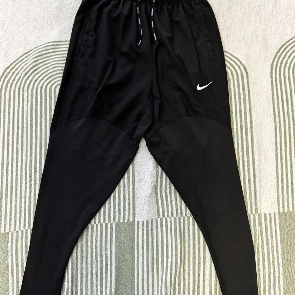 Nike Jackets Running Graphic Half-Zip Jacket — Nike.25