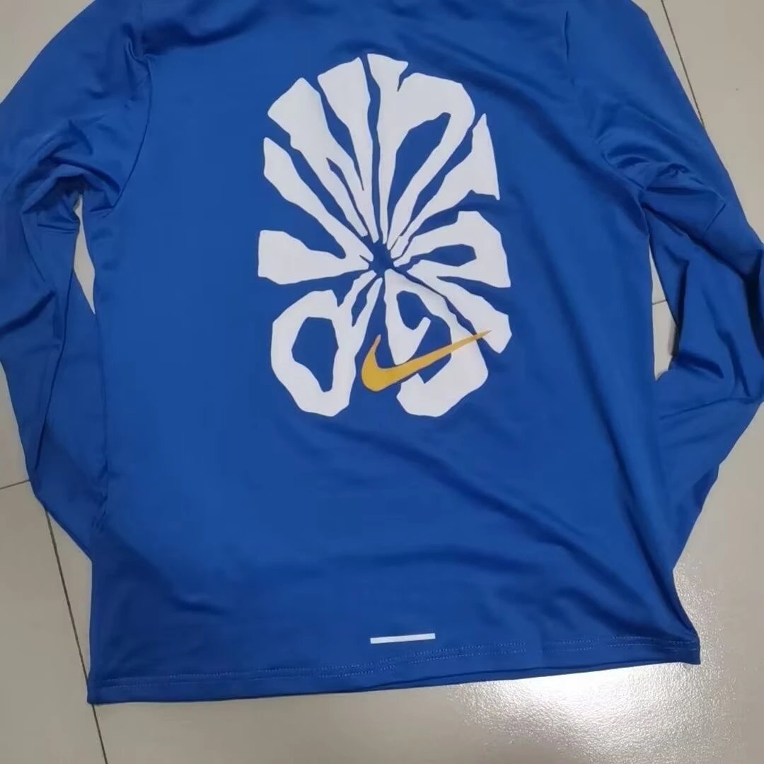 Nike Jackets Running Graphic Half-Zip Jacket image 3