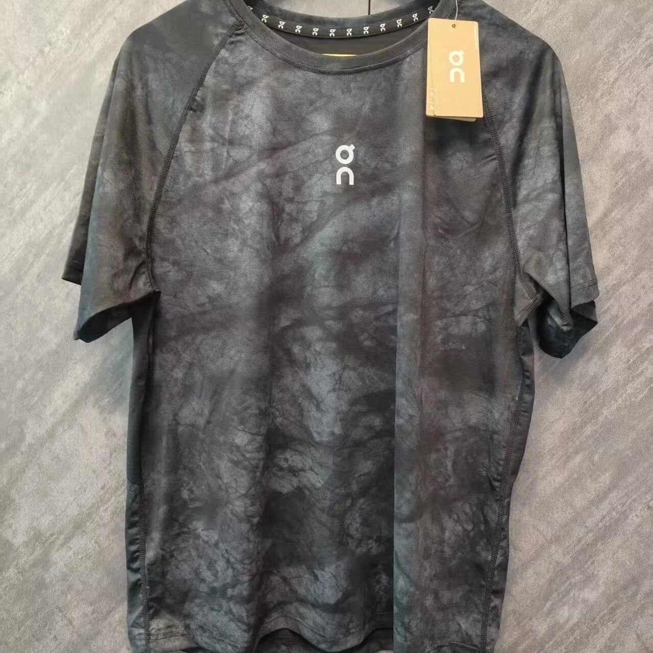 On Matching Sets Hooded reflective jacket and training pants set — 8