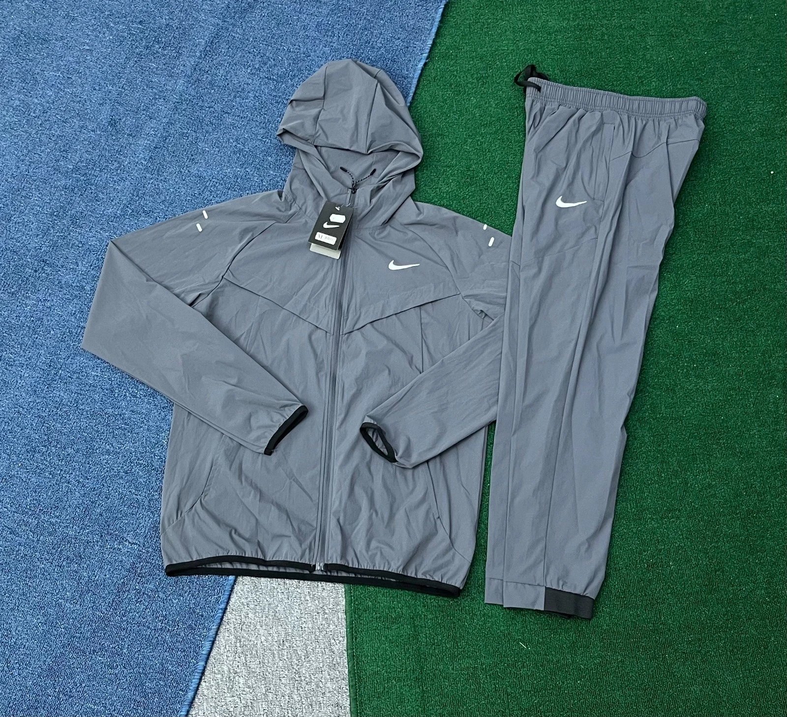 Grey hooded set WhatsApp+86 159 8088 5450
