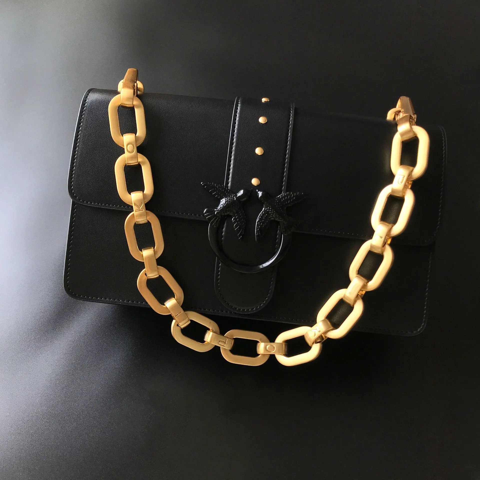 Pinko Bag — Large black chain, large size colorway — USFans Spreadsheet photo