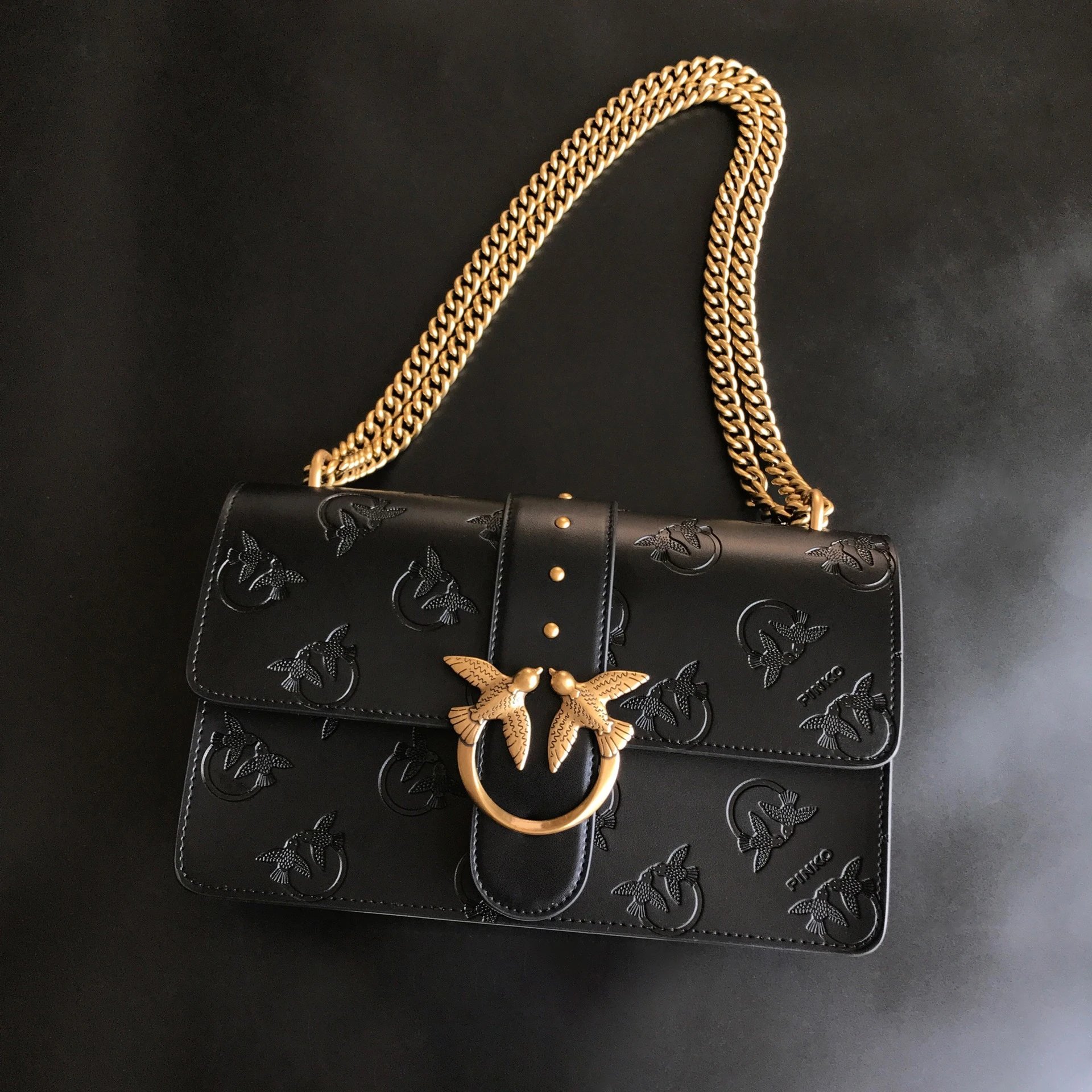 Pinko Bag — 22 High-Arch Bridge Embossed Black Large Size colorway — USFans Spreadsheet photo