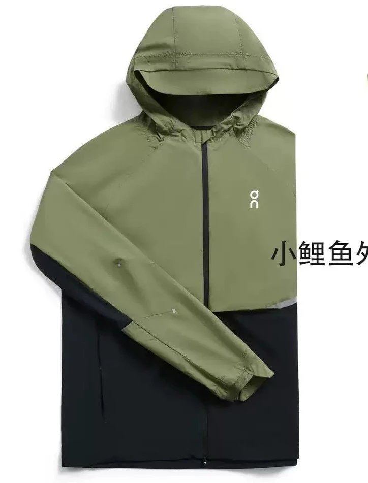 BEAMS BOY T-Shirts Short-Sleeve Crew-Neck T-Shirt with Chest Logo — Taiga green top