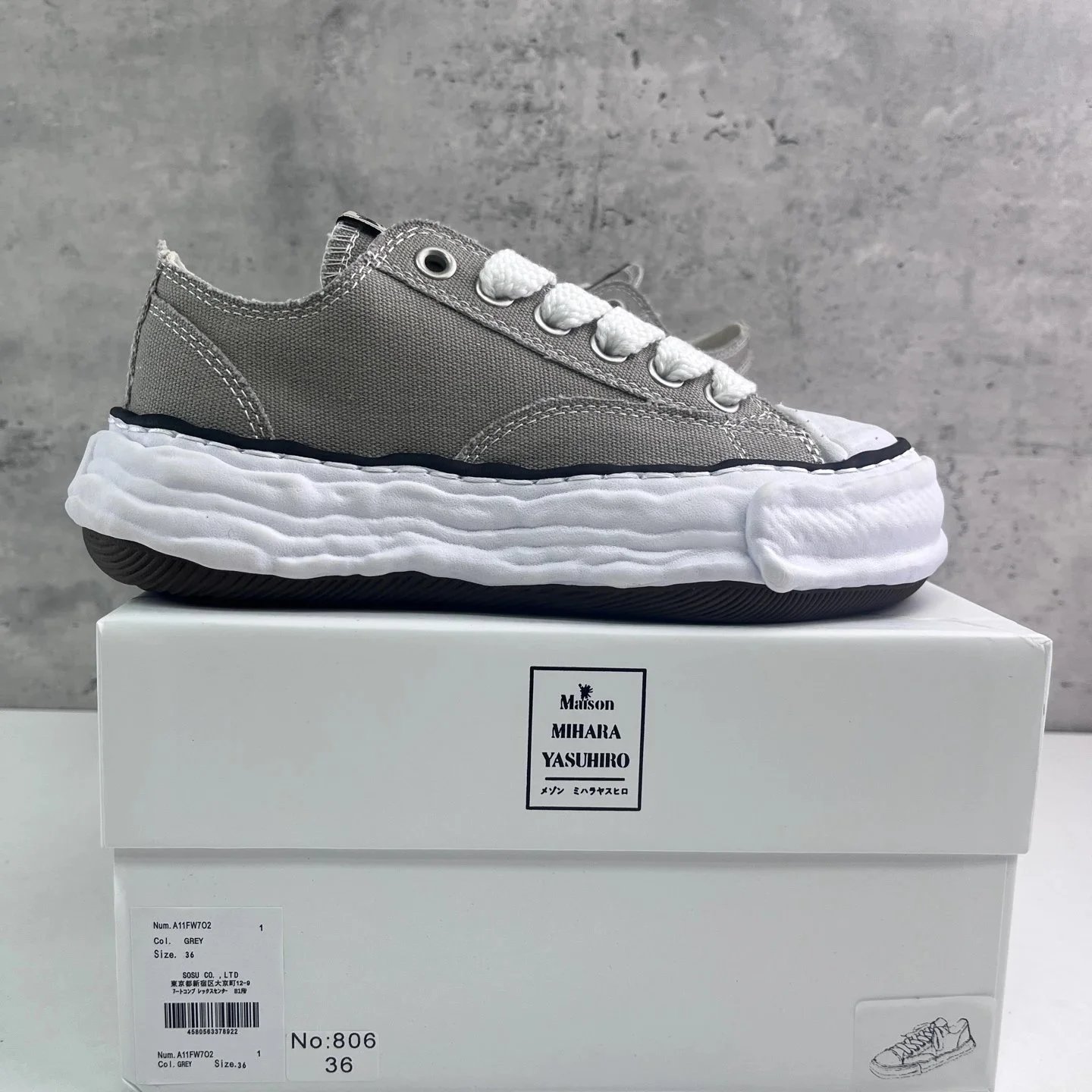 Maison Mihara Yasuhiro Sneakers MMY Blakey low-top canvas — No.806