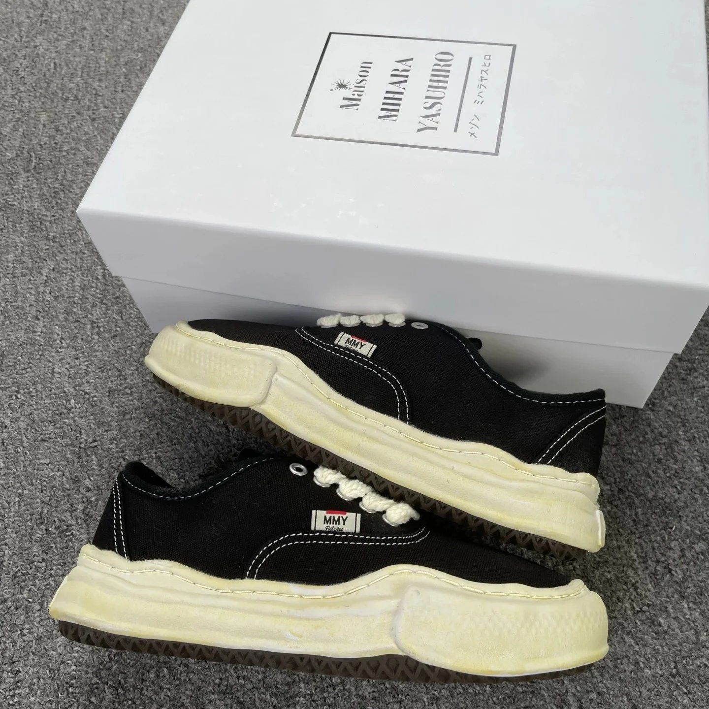 Maison Mihara Yasuhiro Sneakers MMY Blakey low-top canvas — No.742