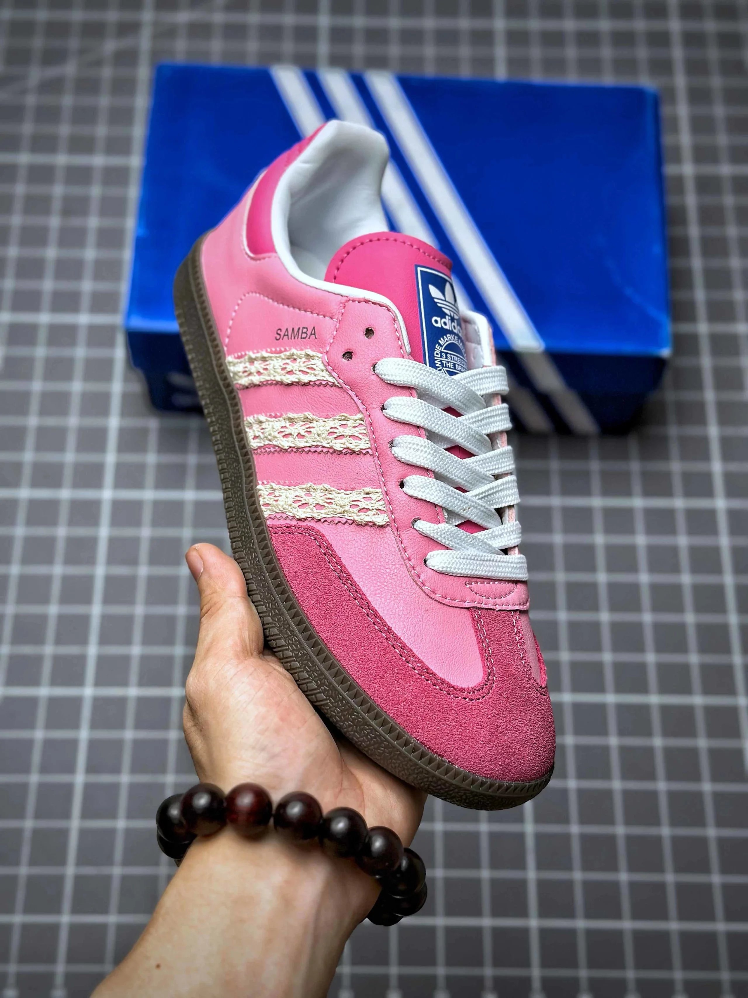 pink