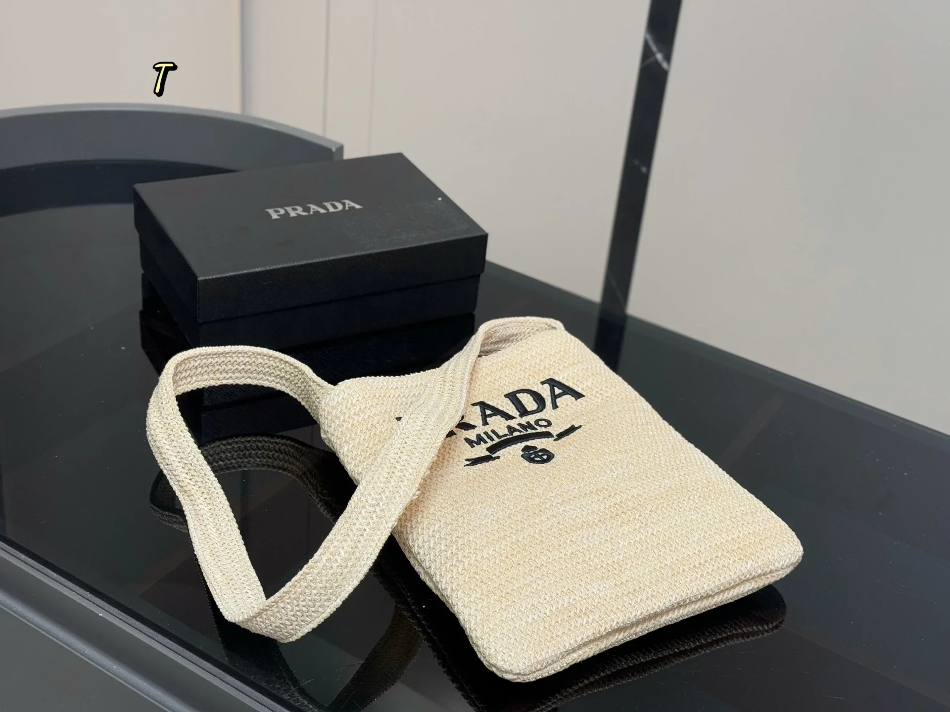 PRADA bag-3 (1 Color)