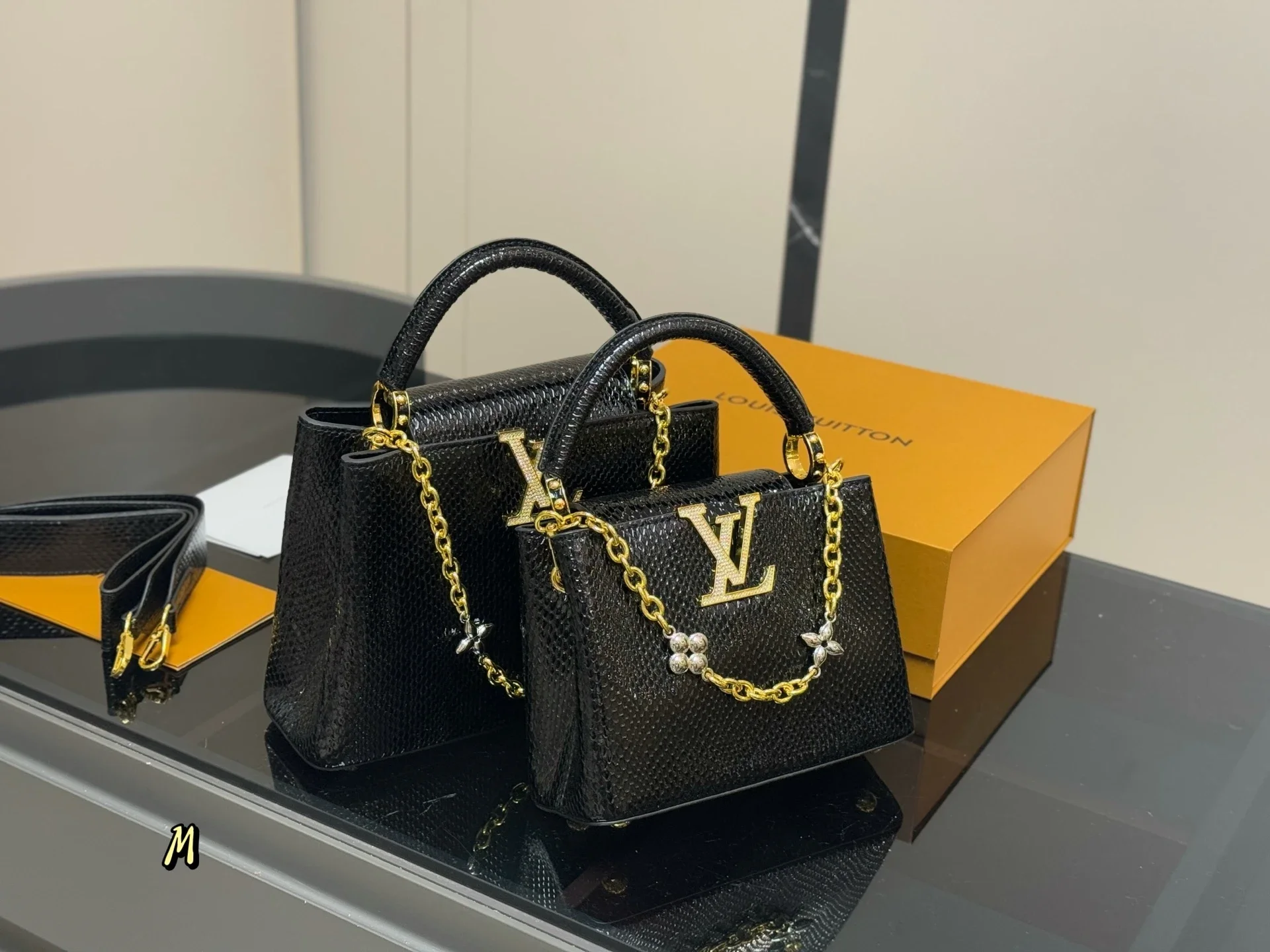 LOUIS VUITTON bag-39 (5 Colors)