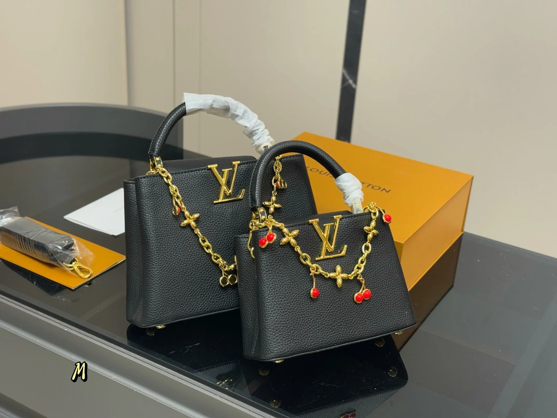 LOUIS VUITTON bag-40 (4 Colors)