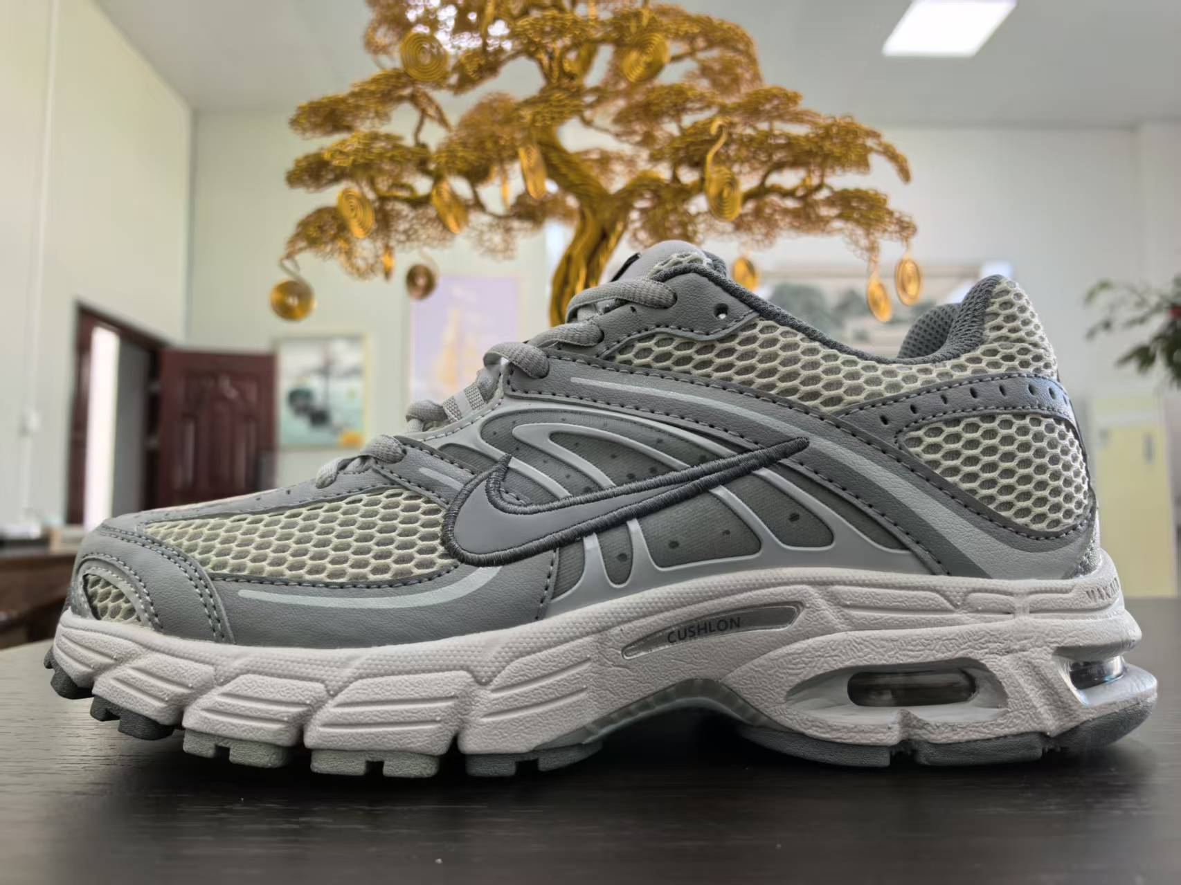 Nike Air Max Torch 4 Gray/Black Running Shoes - 6