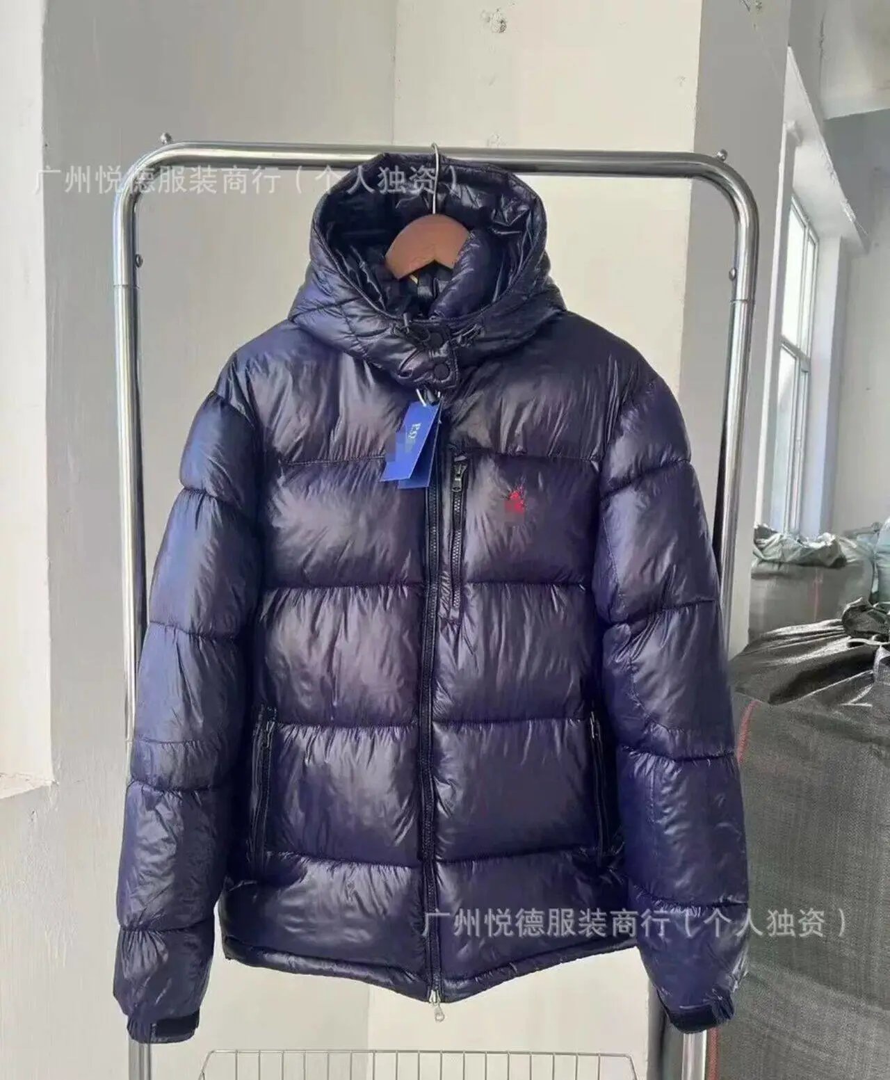 Stone Island Down Jackets Hooded quilted puffer jacket with sleeve compass patch — Glossy navy blue-08