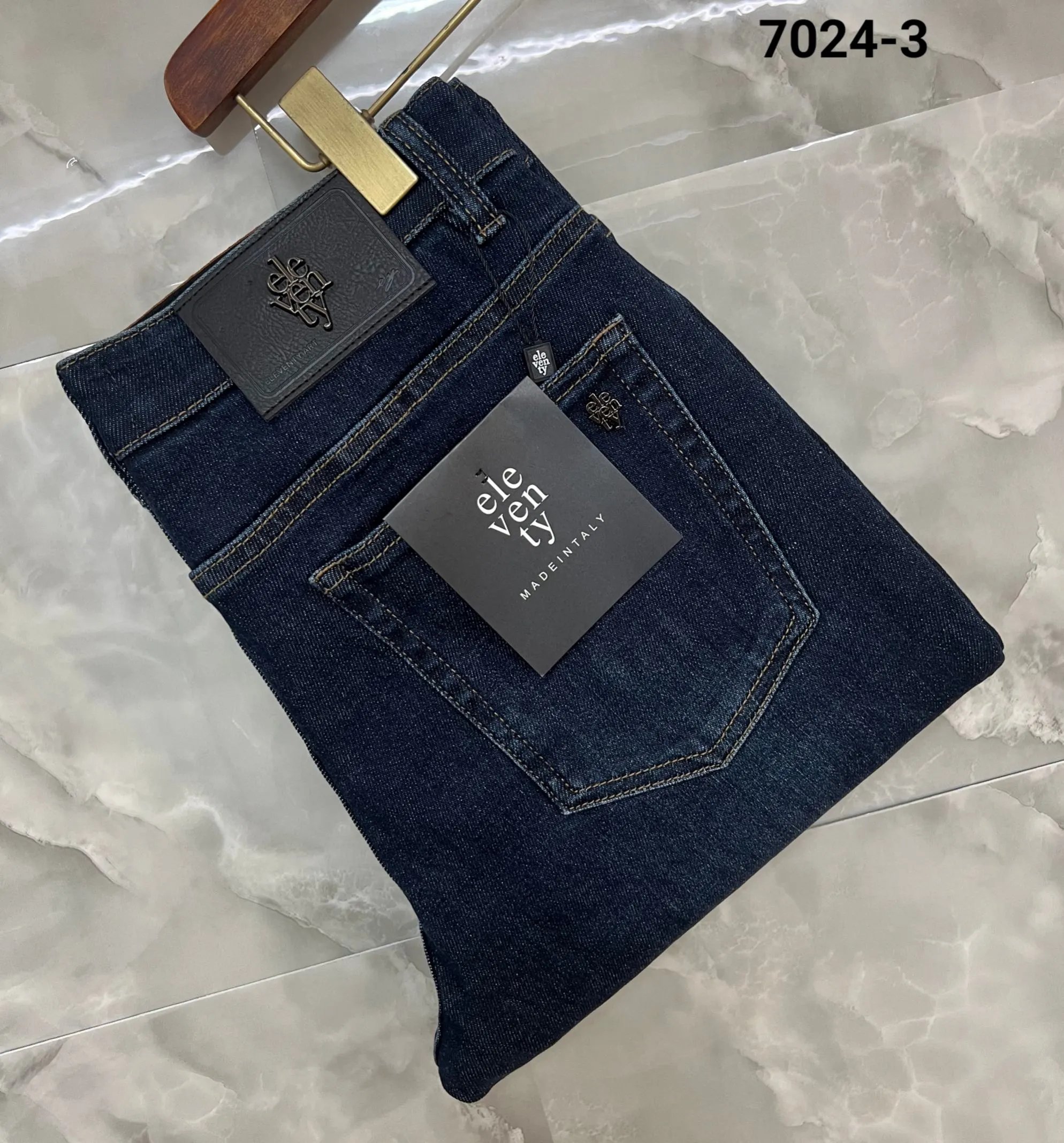 Eleventy Jeans