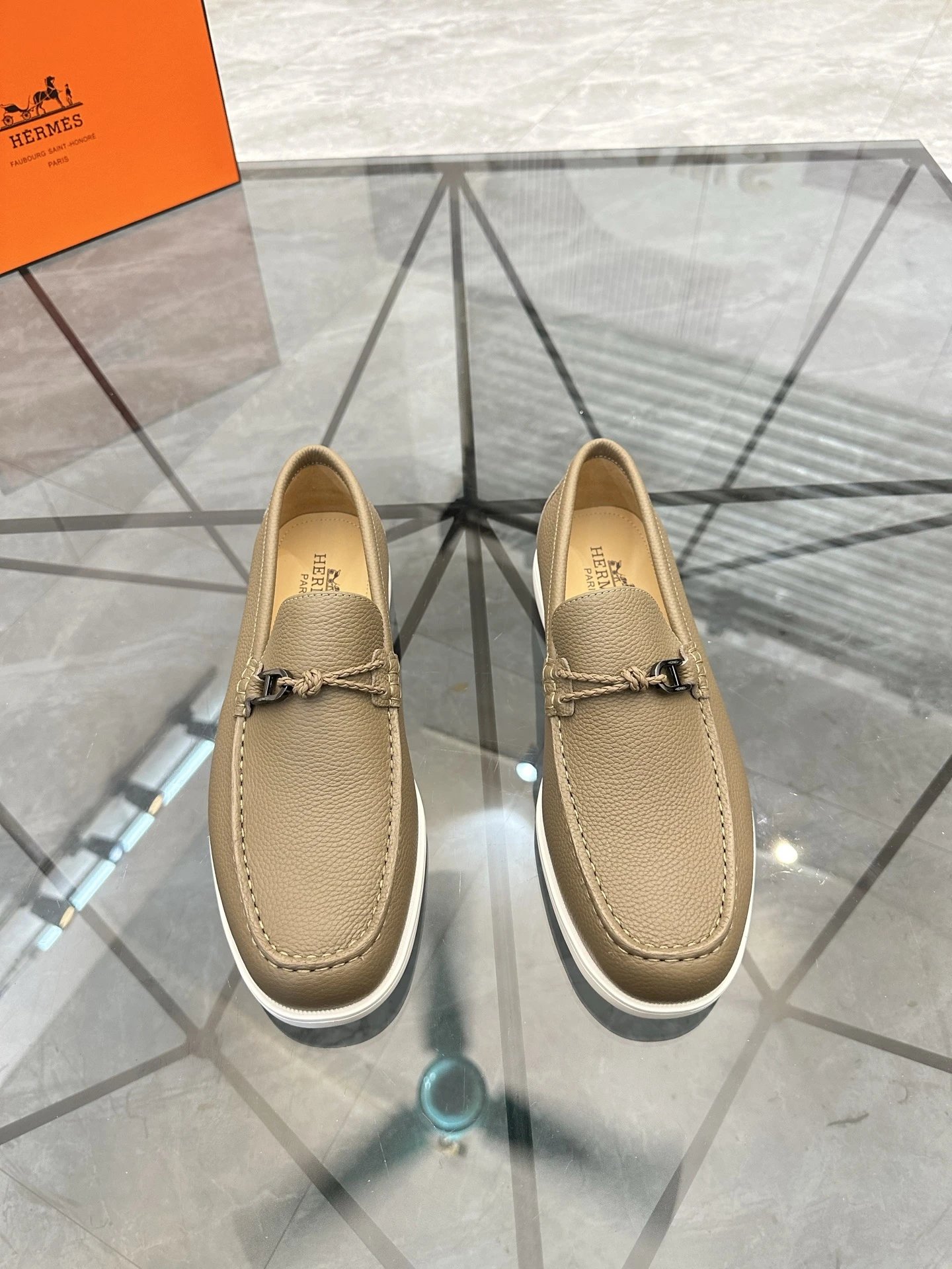 Hermes Loafers 6+ colorways [Premium Quality] foto 6