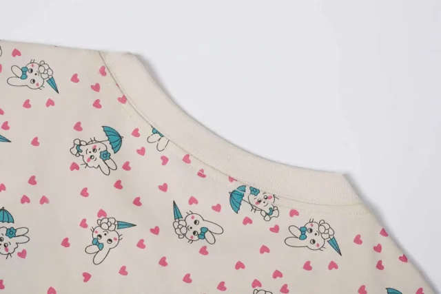 Ashley Williams T-Shirts All-Over Cartoon Print product detail image 11