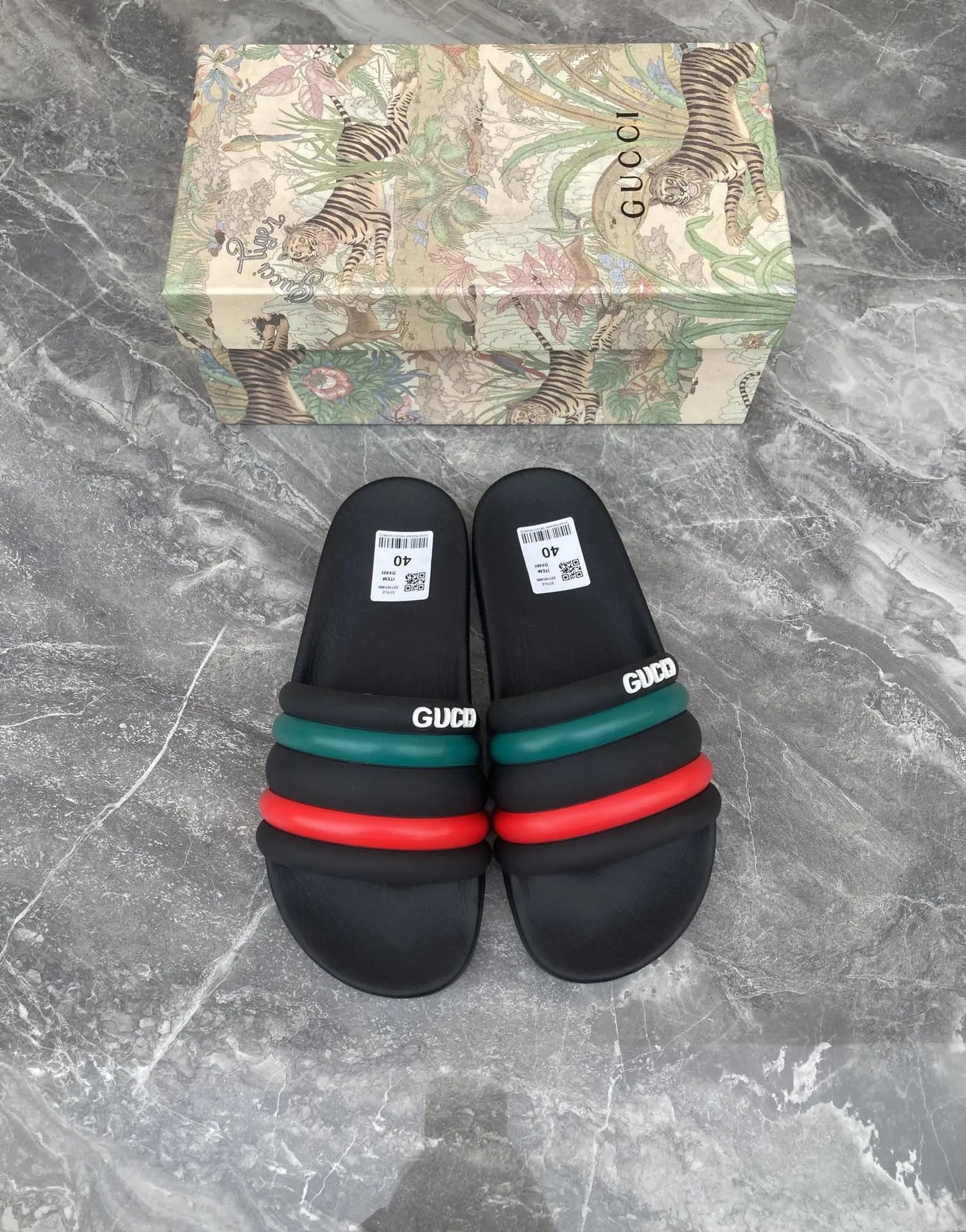 Gucci Pursuit Slide Black Web