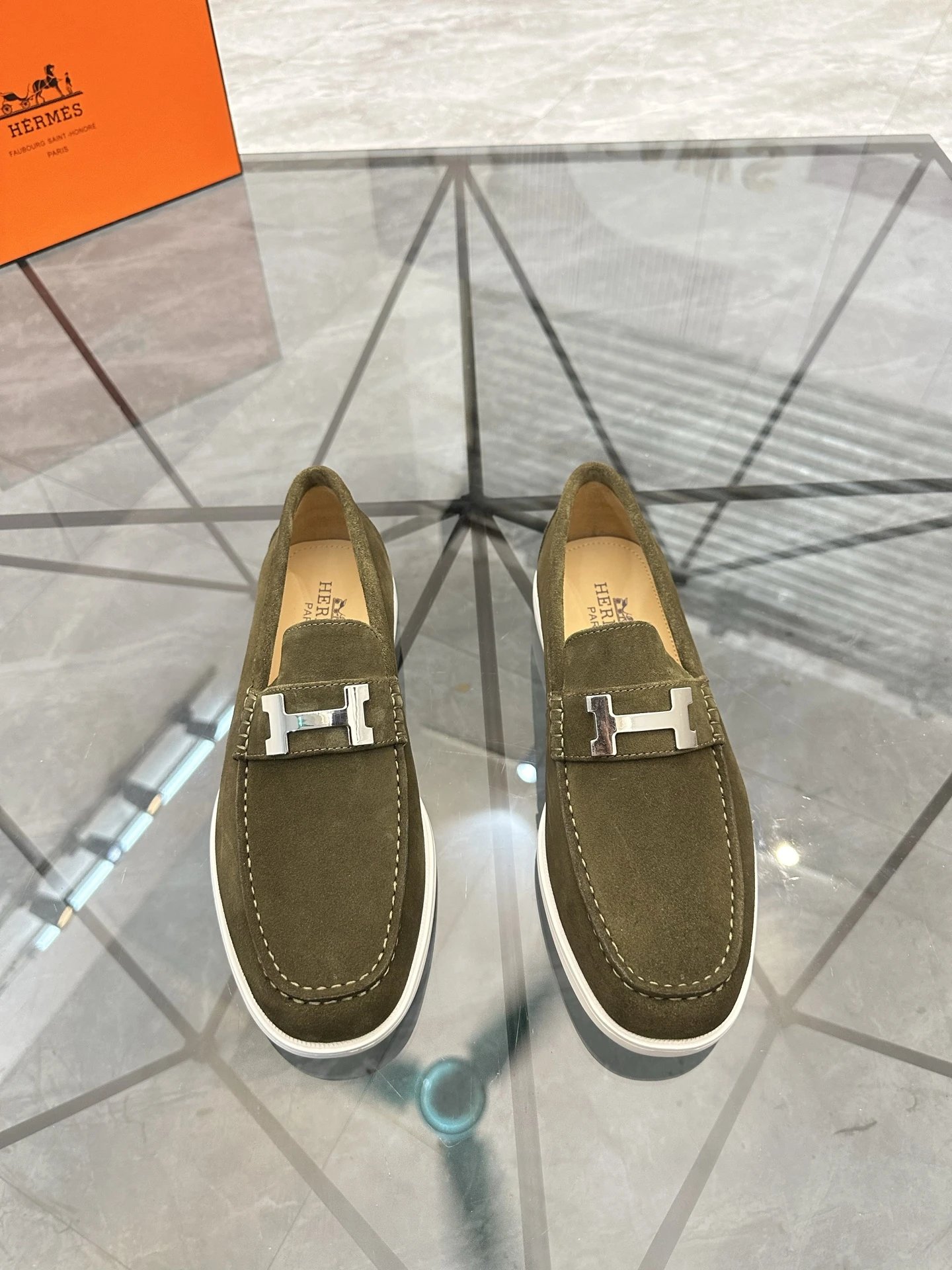 Hermes Loafers 7+ colorways [Premium Quality] foto 2
