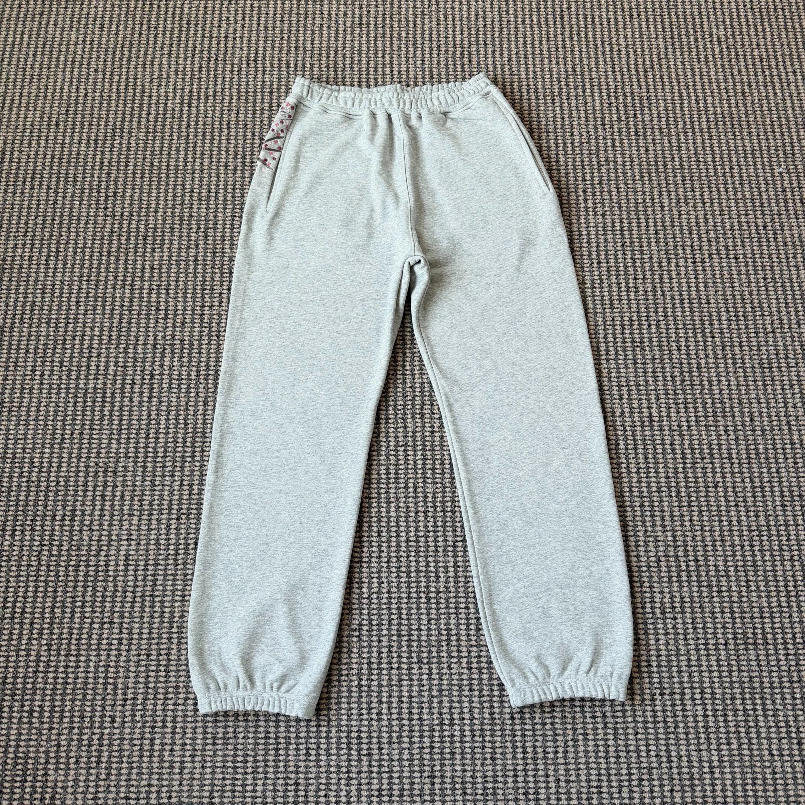 Design Koi Fish Embroidery Black Sweatpants - 9