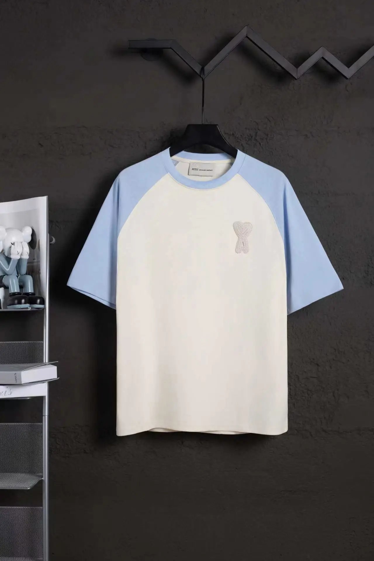 Ami Tee