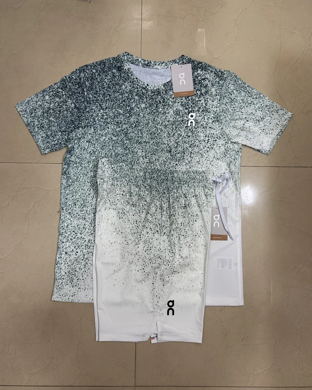 On Matching Sets Short-sleeve T-shirt and shorts set with speckled gradient print product detail image 10