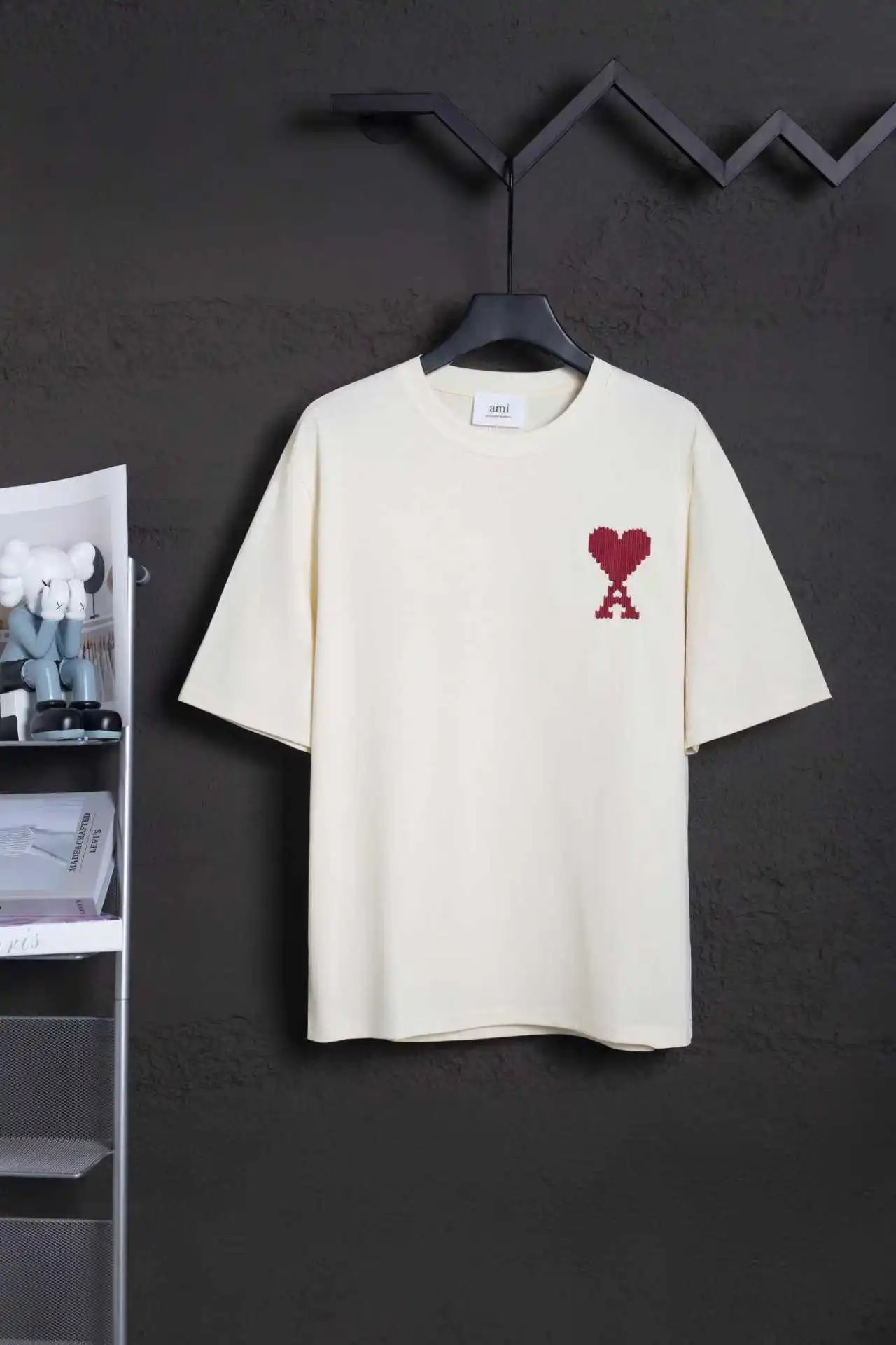 Ami Tee