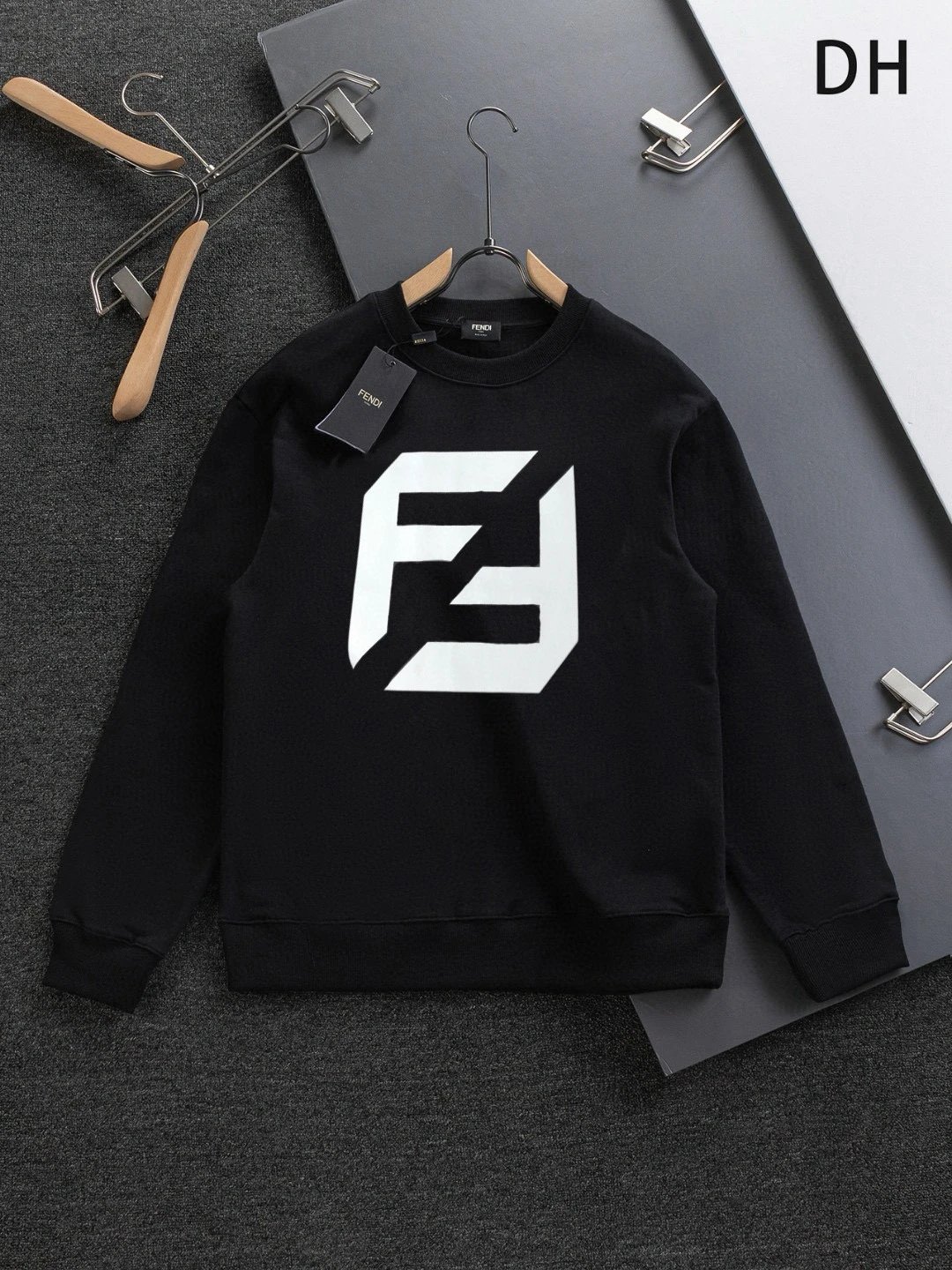Fendi Roma Logo Print Black Hoodie - 8