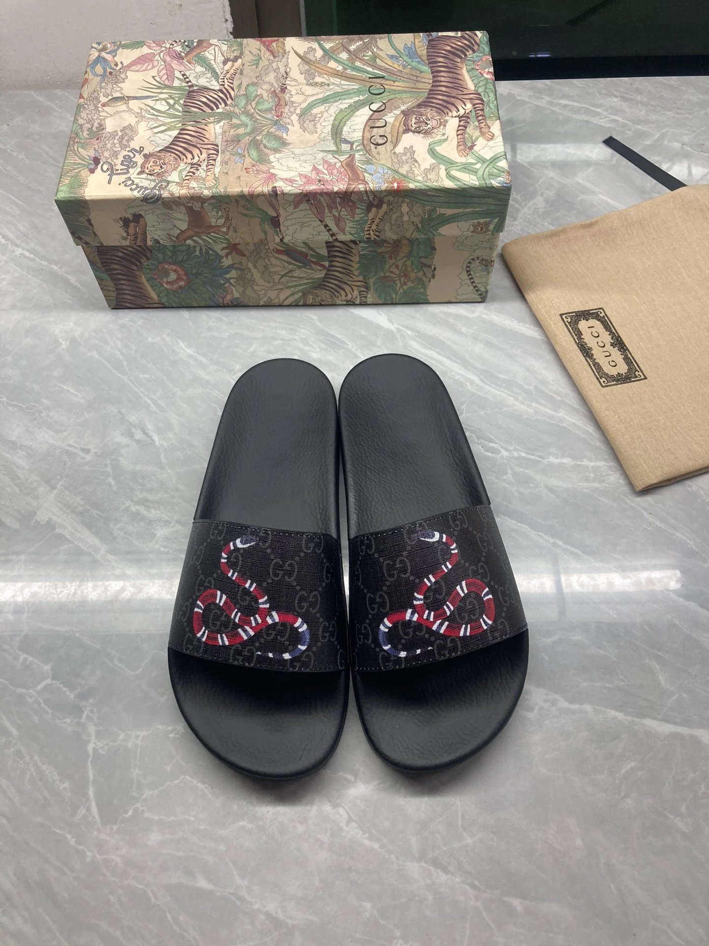 Gucci GG Supreme Snake Slide Black