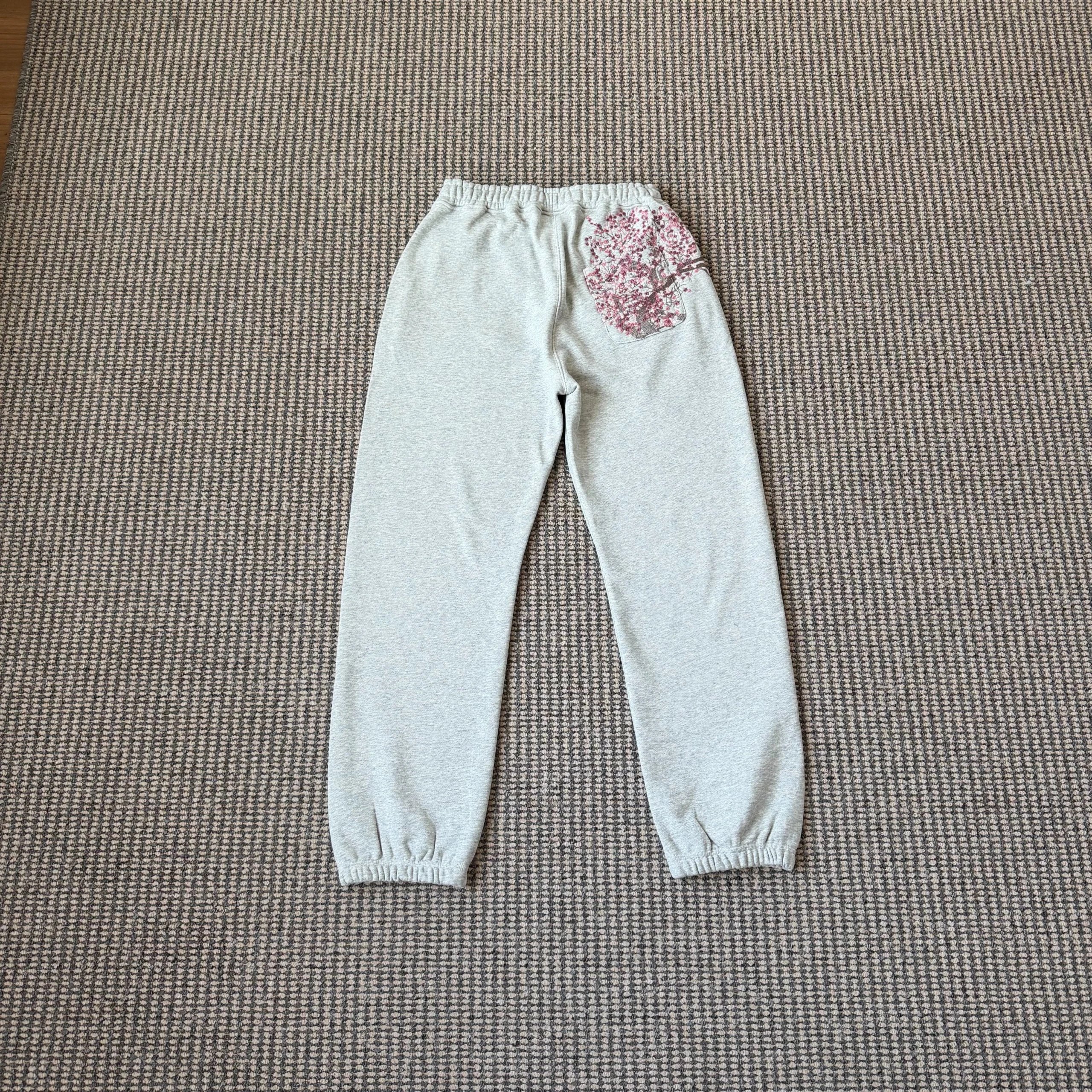 Design Koi Fish Embroidery Black Sweatpants - 10
