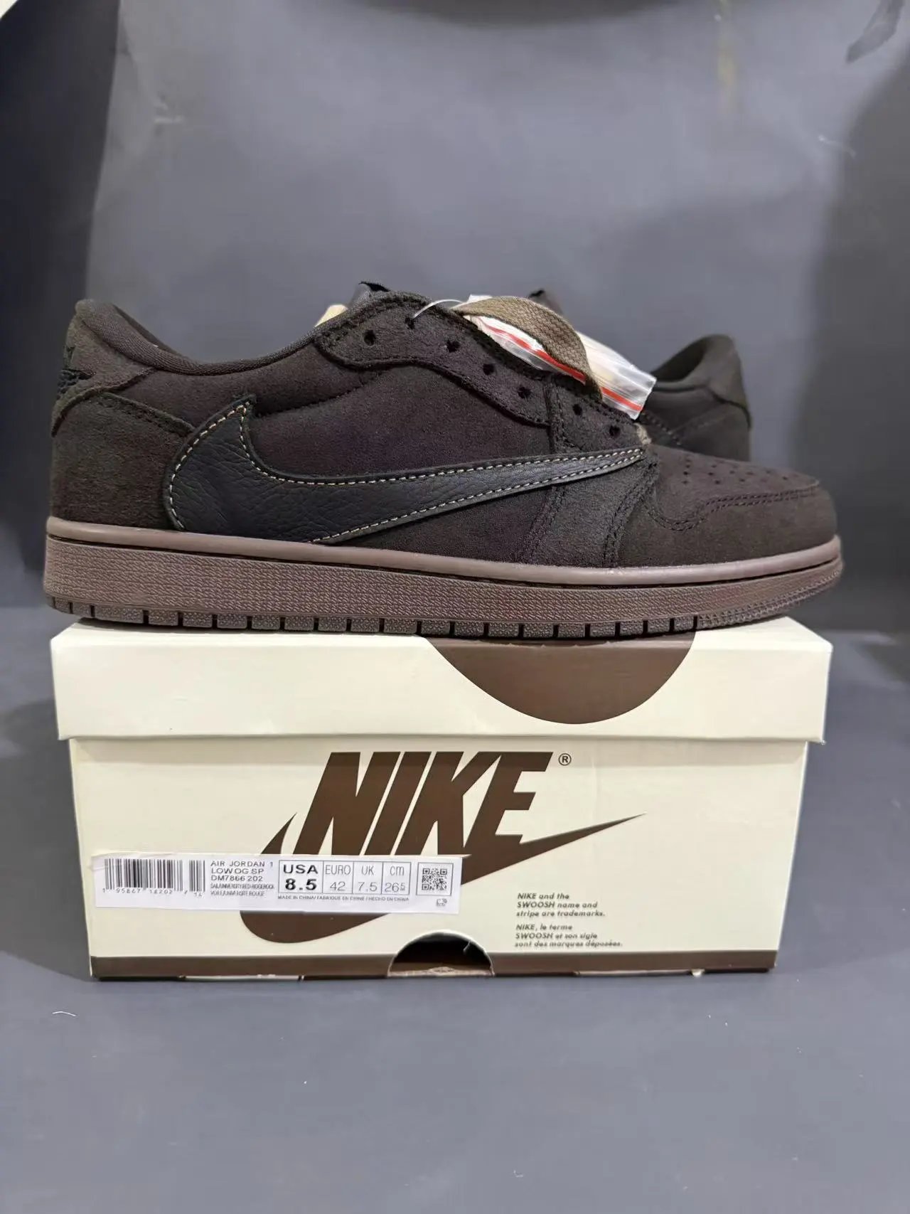 Jordan 1 Retro Low OG SP Travis Scott Velvet Brown DM7866-202