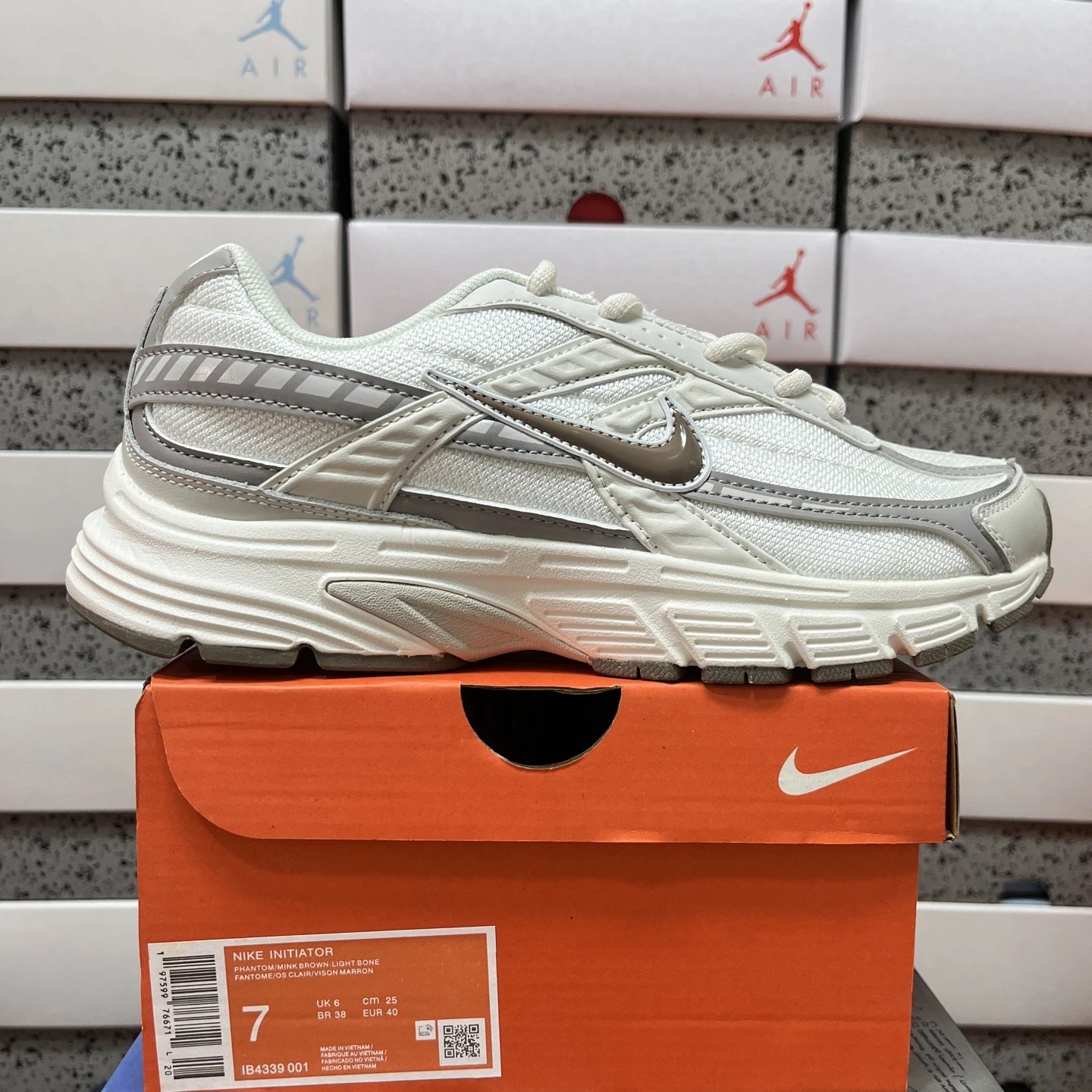 Nike Initiator Low Phantom Mink Brown Light Bone IB4339-001