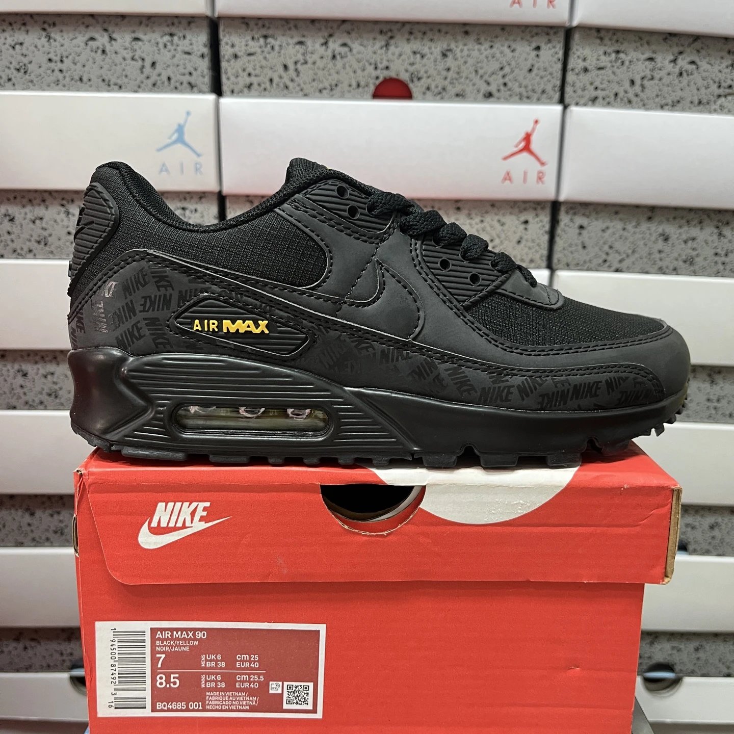 BQ4685  001 SKU image